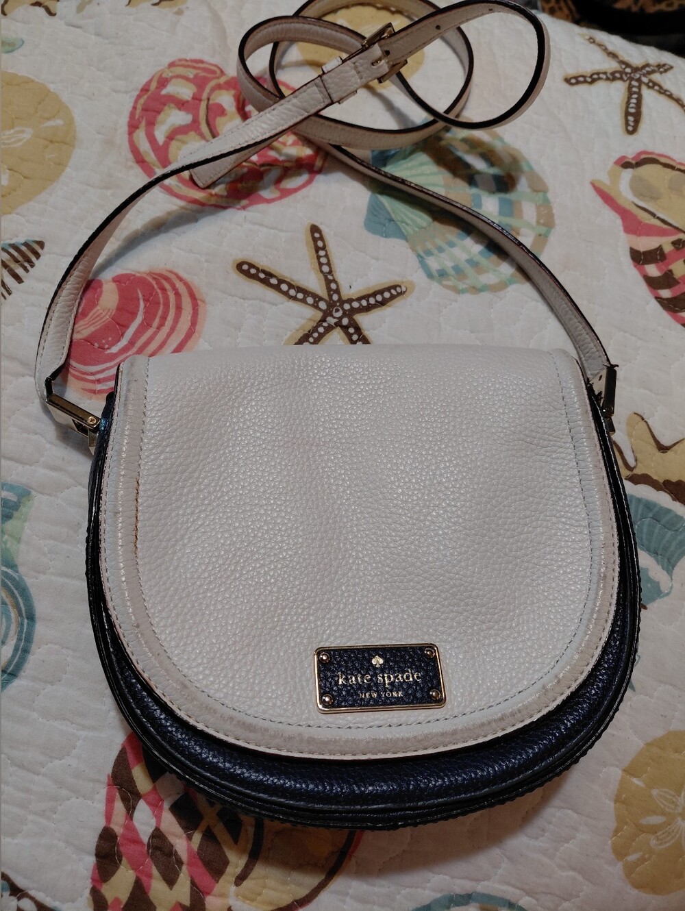 Kate Spade NY Oliver Street White/Navy Blue Pebbled Leather Saddle Bag Crossbody